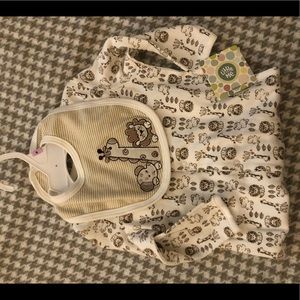 NWT safari jungle Footie with Bib